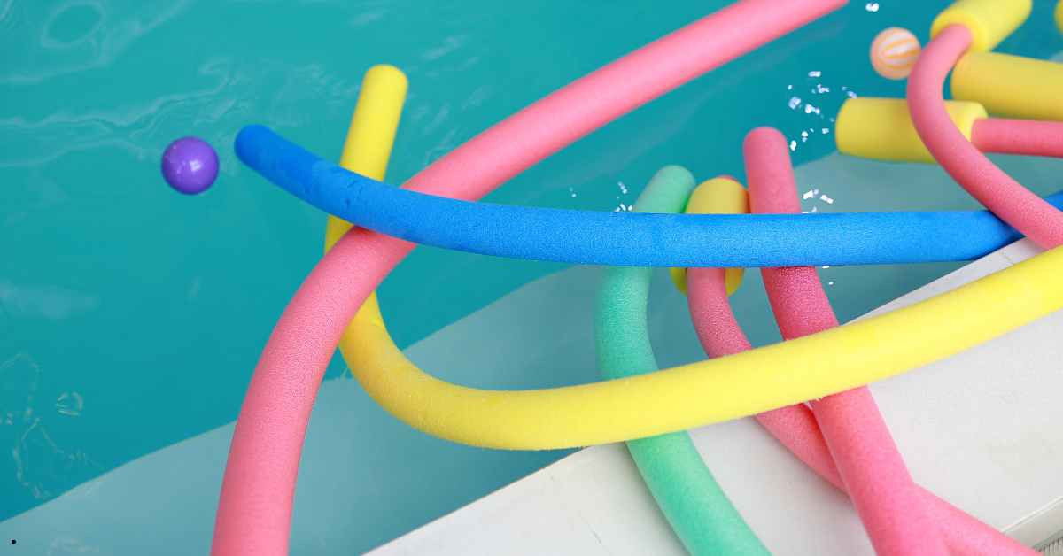 Macarrão de piscina