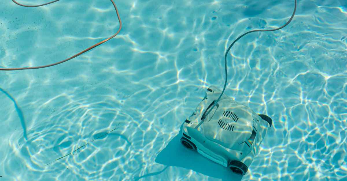 robô de limpeza para piscina